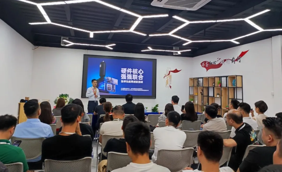 1727596867308130.jpg 641.jpg